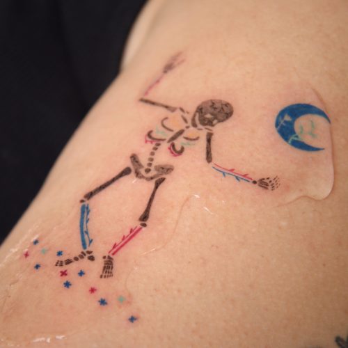 tatuaje esqueleto bailando