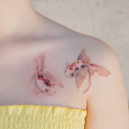 tatuaje pez koi realista