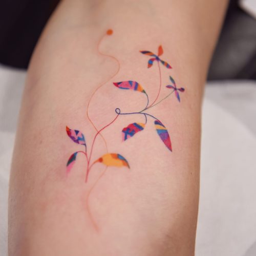 tatuaje de flores en color